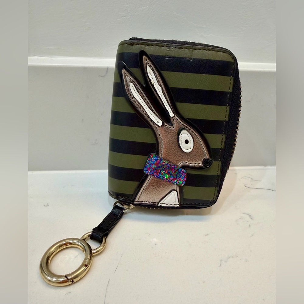 Essentiel Antwerp Bunny Vegan Card/Coin wallet Bag with keychain clip